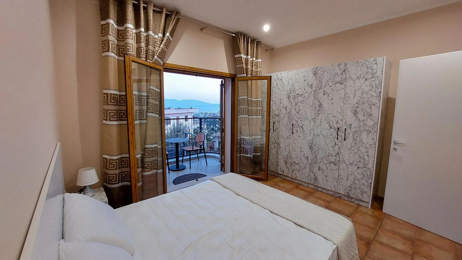 Vila Luzaj Lejlighed Vlorë Albanien