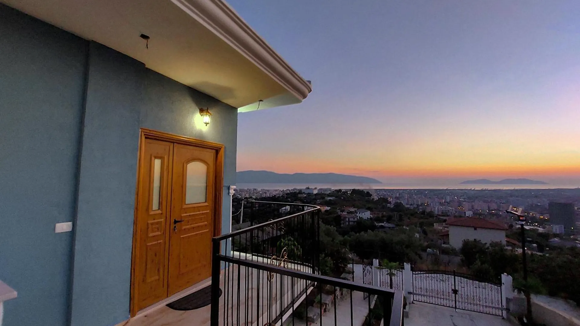 Vila Luzaj Lejlighed Vlorë 0*,